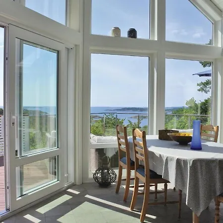Gorgeous In Faervik With Kitchen Veden