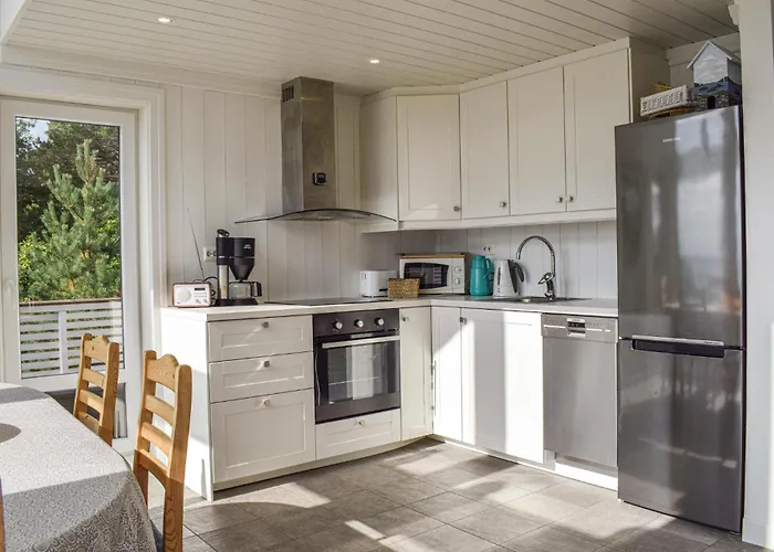 בית נופש Gorgeous In With Kitchen