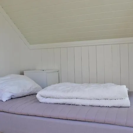 Gorgeous In Faervik With Kitchen