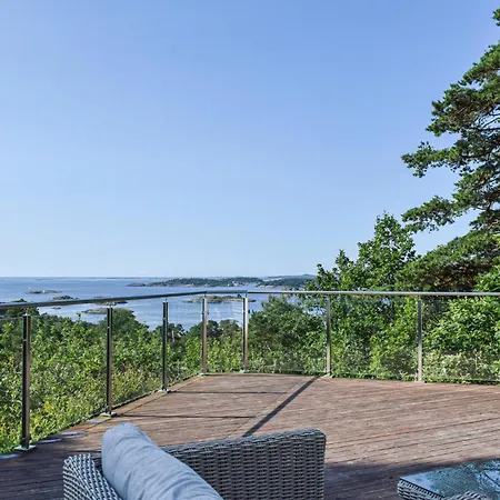 Feriehus Lovely In With House Sea View *
